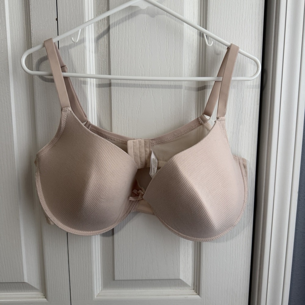 Adrienne Vittadini Light Pink Full Coverage Women's Bra Size 42DD Casual Travel